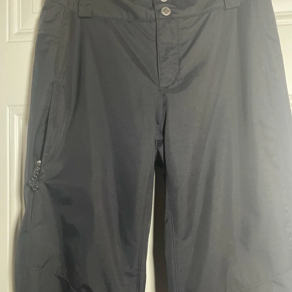 Woman’s Columbia Black Pants With Omni-Tech - Picture 4 of 8